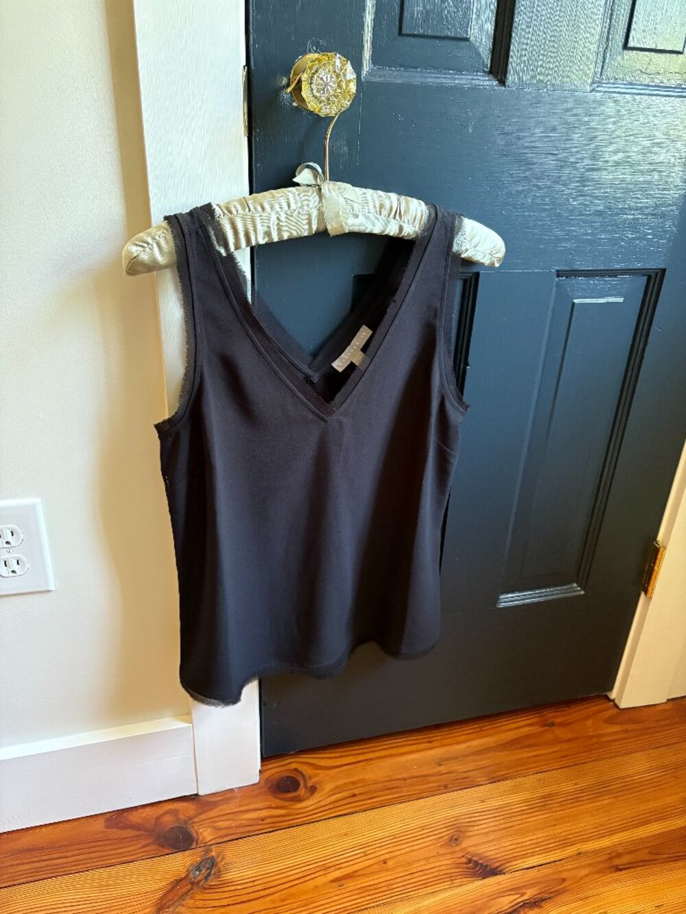 Chelsea28 Black tank sz XS